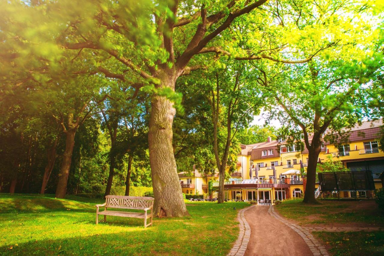 Kurhaus Am Inselsee Гюстров Экстерьер фото