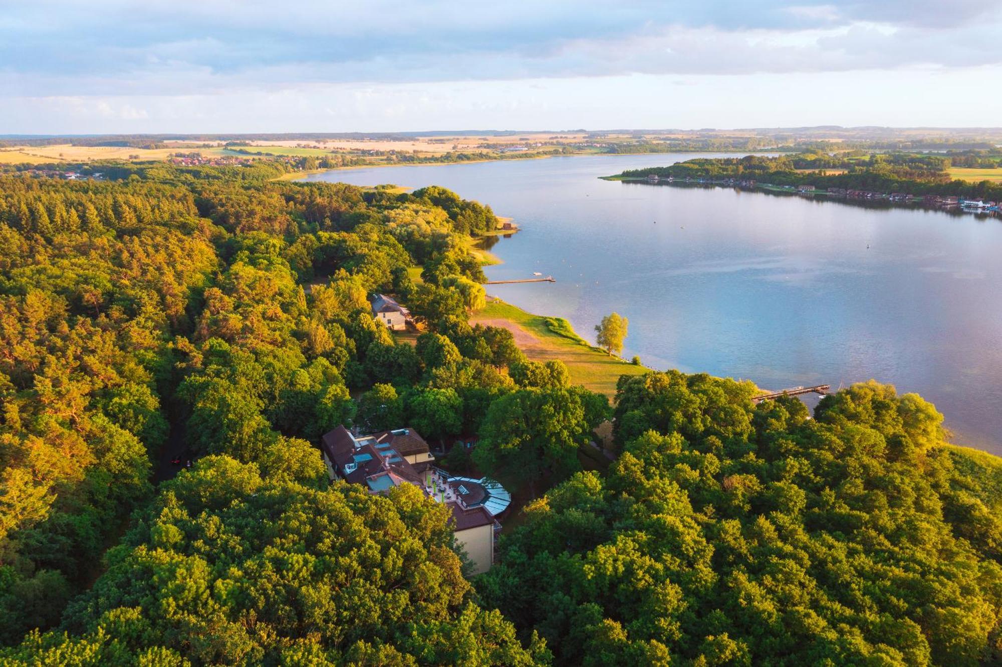 Kurhaus Am Inselsee Гюстров Экстерьер фото