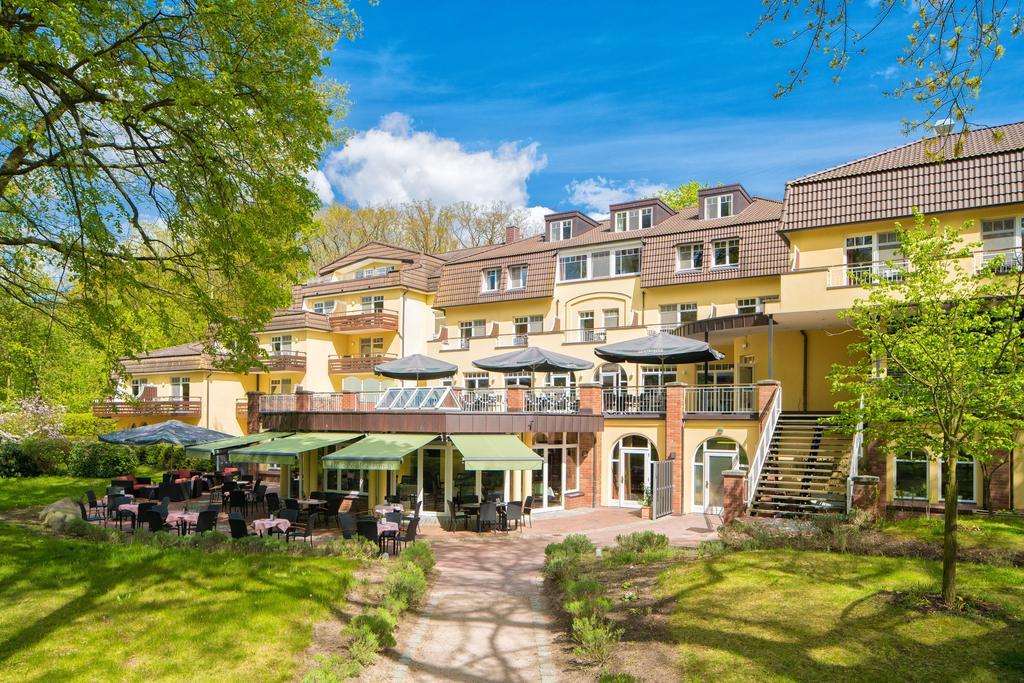Kurhaus Am Inselsee Гюстров Экстерьер фото