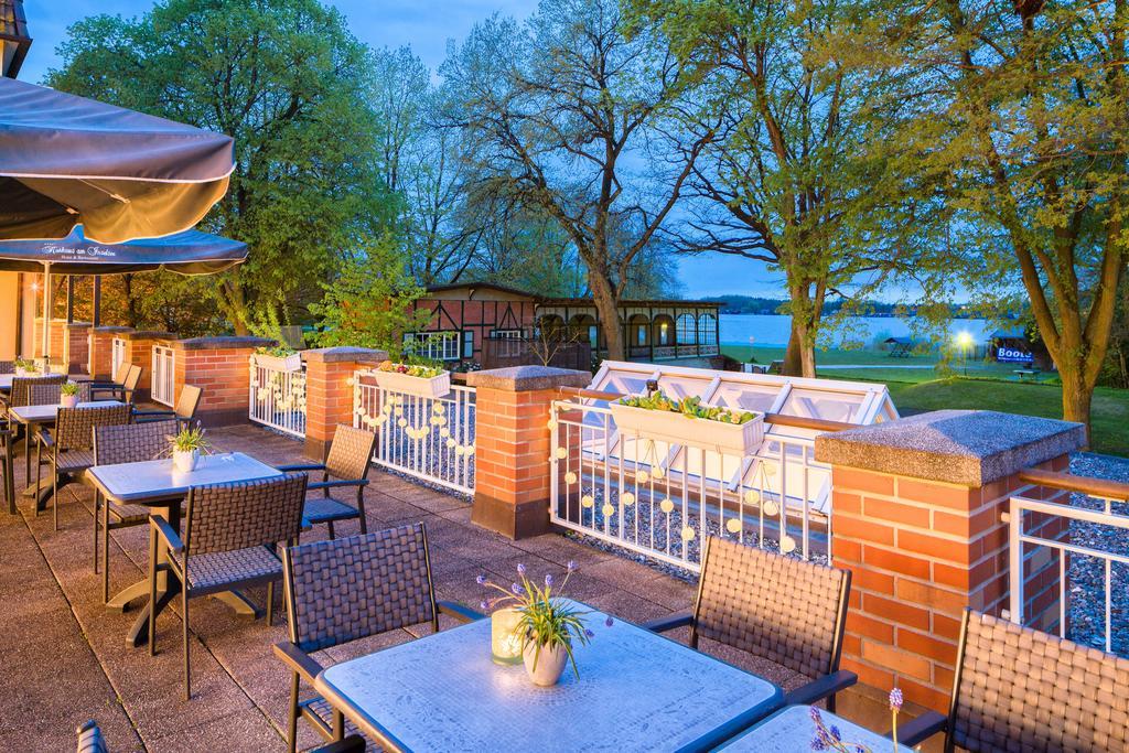 Kurhaus Am Inselsee Гюстров Экстерьер фото